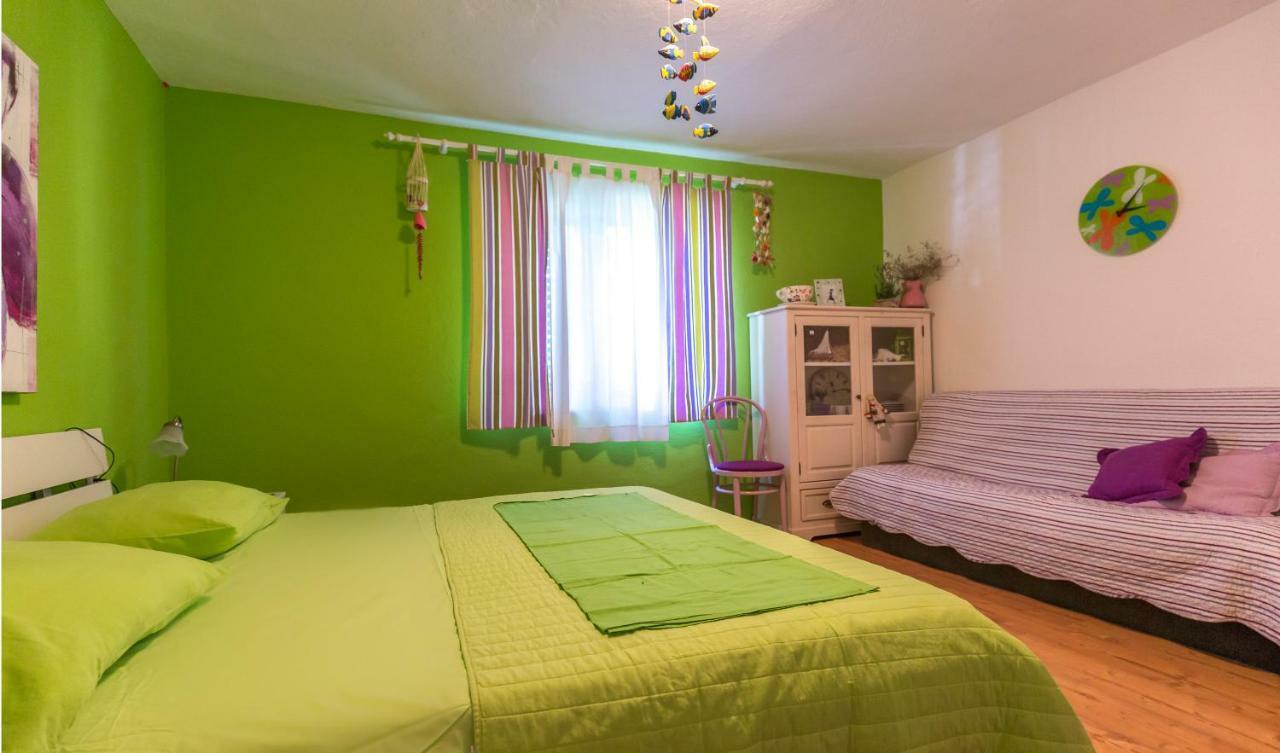 Holiday Jovis Drvenik (Split-Dalmatia)