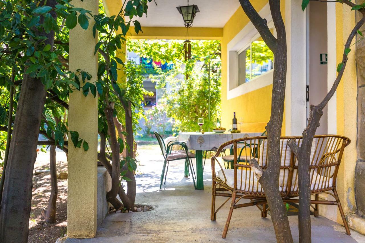 Holiday Jovis * Drvenik (Split-Dalmatia)